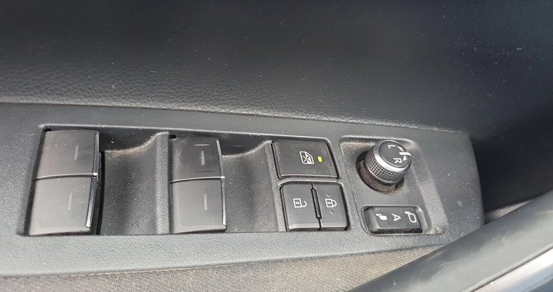 Toyota Corolla cena 91900 przebieg: 64729, rok produkcji 2020 z Jutrosin małe 379